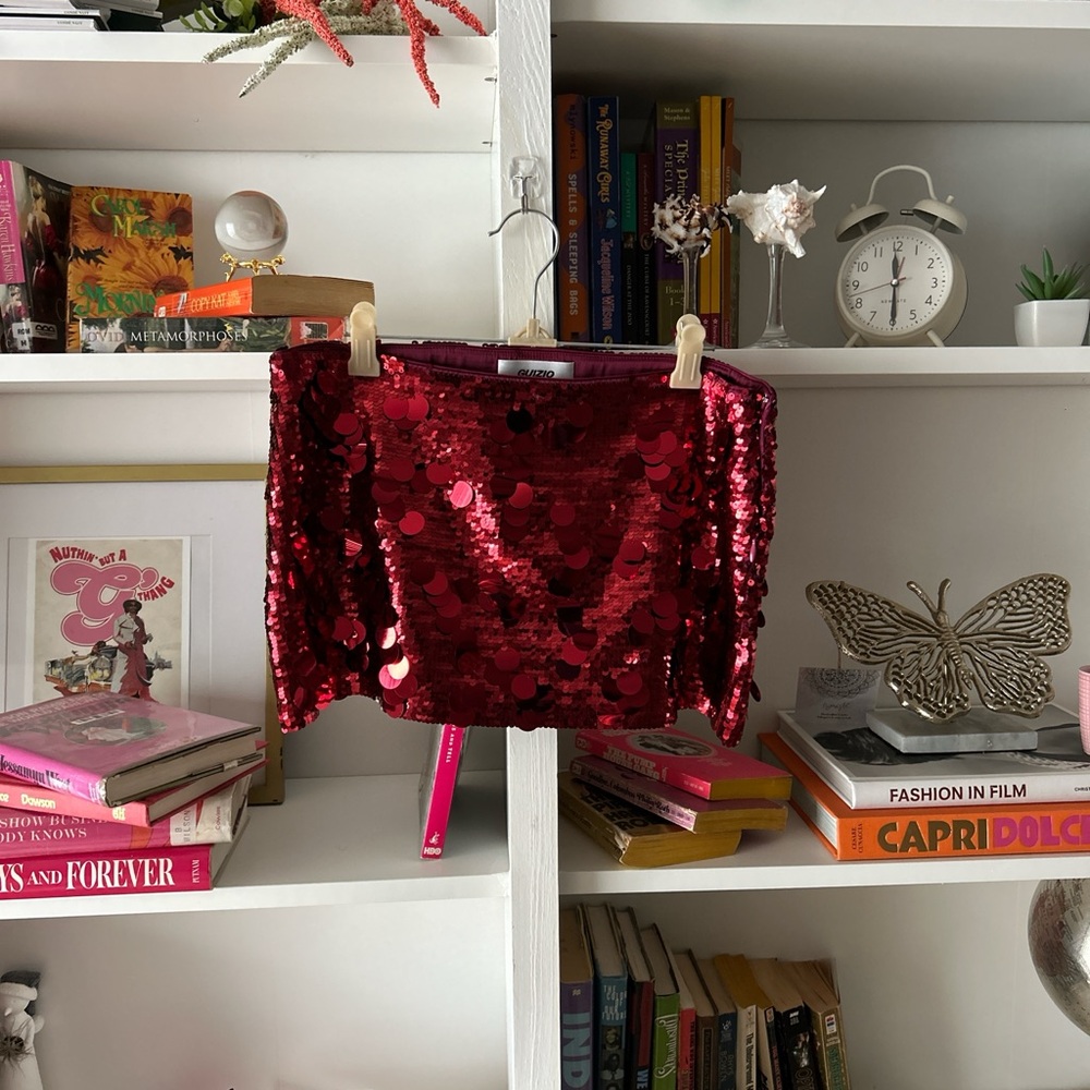 DANIELLE GUIZIO PAILLETTE MINI SKIRT IN MERLOT